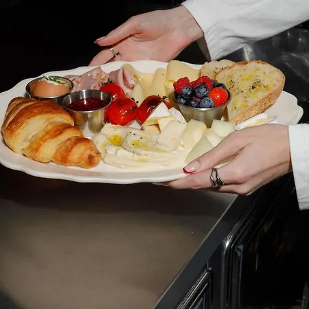 Pavilion Boutique 4*