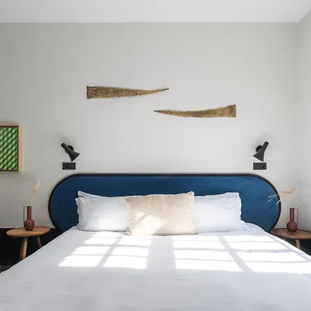 Pavilion Boutique Hotel