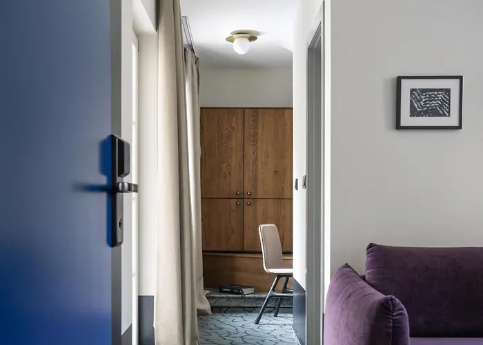 Отель Pavilion Boutique